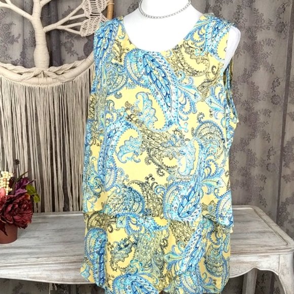 New Directions layered sleeveless tank top - Picture 2 of 12